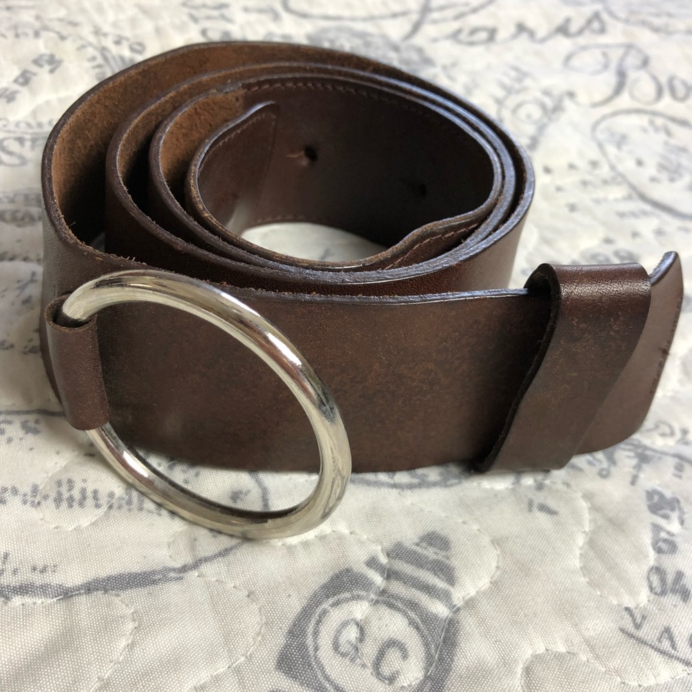 Vintage Moda International Leather Belt Ring Loop